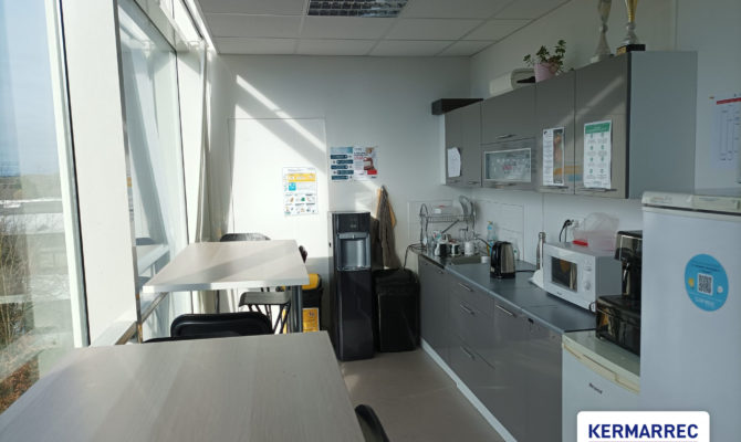 location Bureaux 125.00 m²