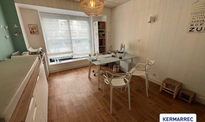 achat Bureaux 129.00 m²