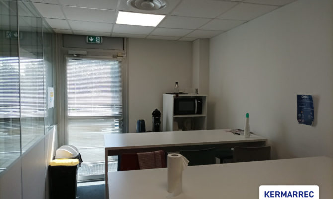 location Bureaux 203 m²