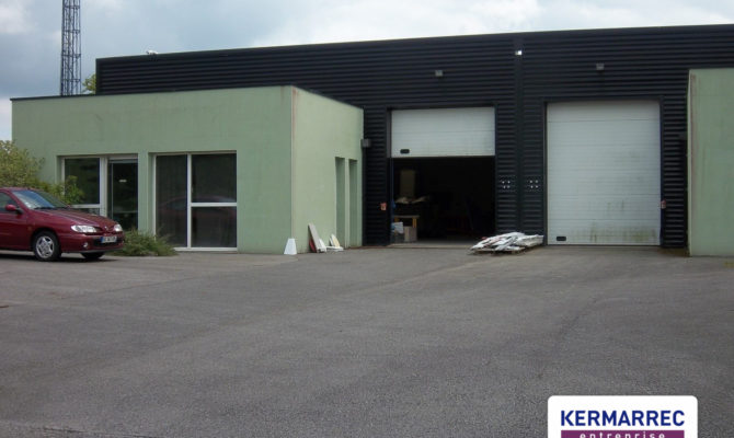 location Local d'activité 270 m²