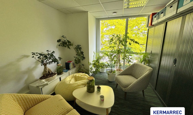 location Bureaux 268 m²