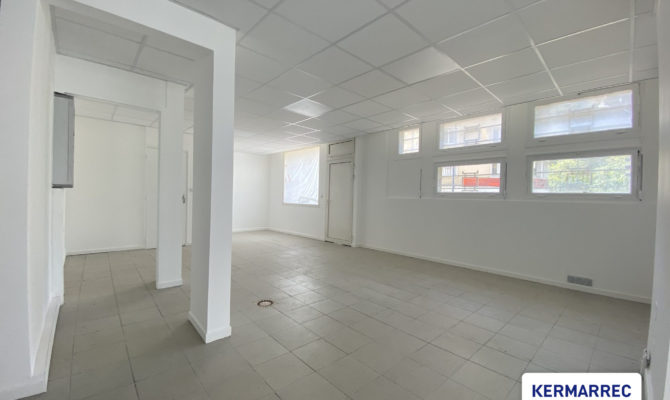 location Local Commercial 90 m²