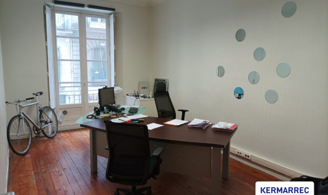 location Bureaux 88 m²