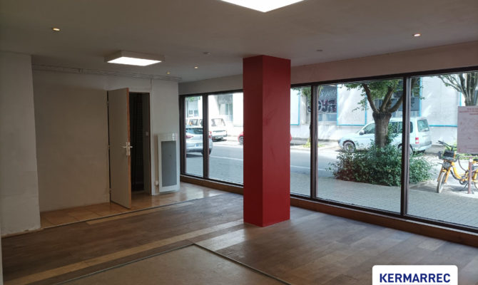 location Bureaux 74 m²