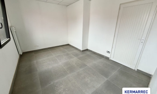 location Bureaux 70 m²