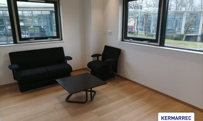 location Bureaux 323.00 m²