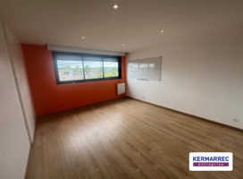 achat Bureaux 125.00 m² Saint-Herblain 44