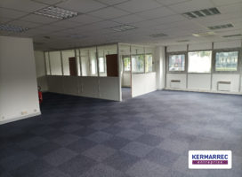 location Bureaux 105.94 m² Nantes 44