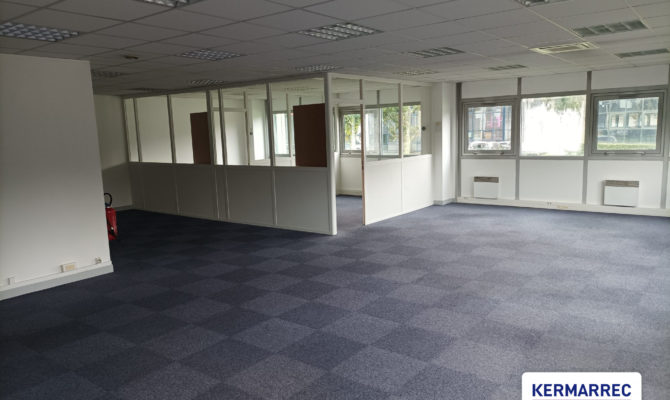 location Bureaux 105.94 m²