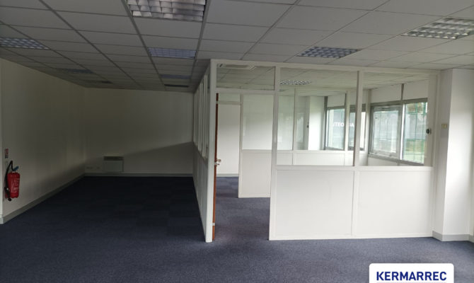 location Bureaux 105.94 m²