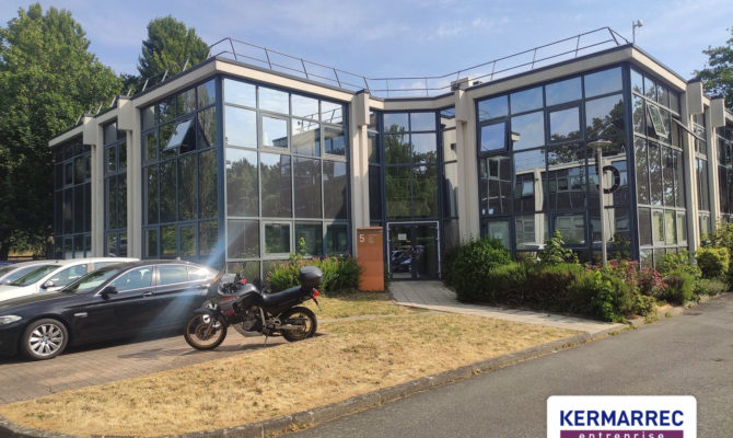 location Bureaux 225.00 m²