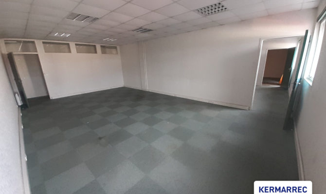 location Bureaux 510.00 m²