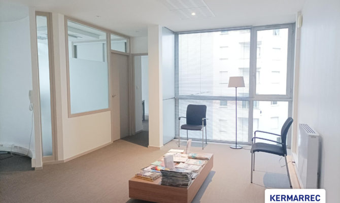 achat Bureaux 285.00 m²