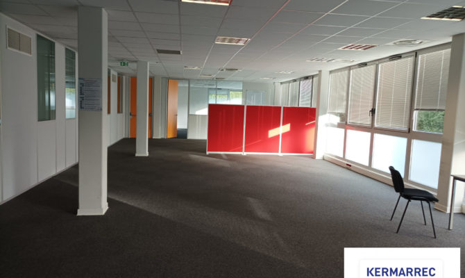 location Bureaux 404.00 m²