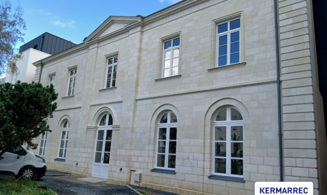 achat Bureaux 320.00 m²