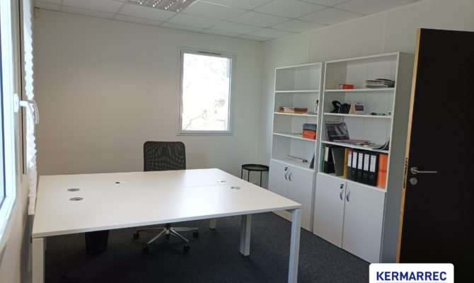 location Bureaux 86.00 m²