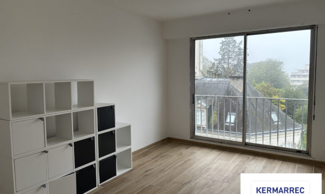 location Bureaux 90.00 m²