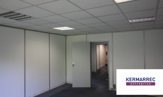 location Bureaux 120.00 m²