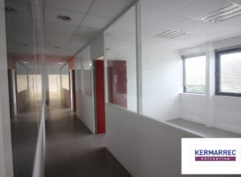 location Bureaux 276.00 m² Nantes 44