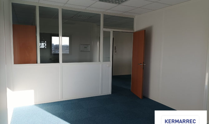 location Bureaux 200.00 m²