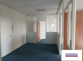 location Bureaux 200.00 m² Nantes 44