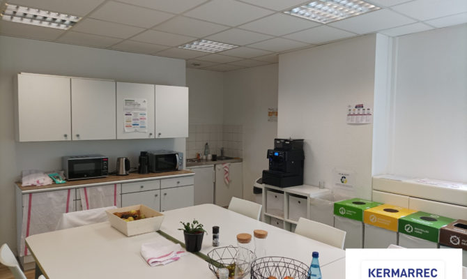 location Bureaux 342.00 m²