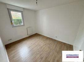 achat Bureaux 78.00 m² Vannes 56