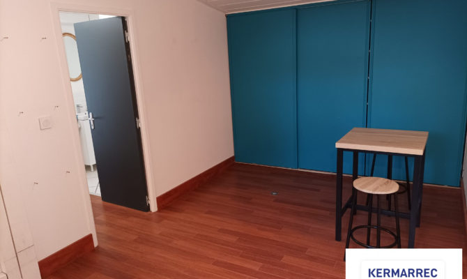 location Bureaux 80.00 m²