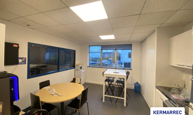 location Bureaux 177.00 m²