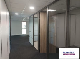 location Bureaux 163.68 m² Nantes 44