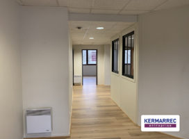 location Bureaux 151.00 m² Rennes 35