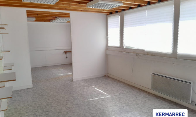 location Bureaux 82.00 m²