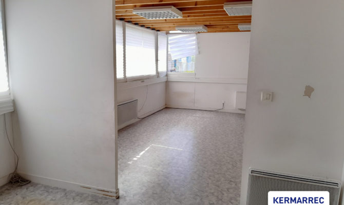 location Bureaux 82.00 m²