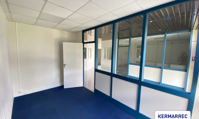 location Bureaux 159.00 m²