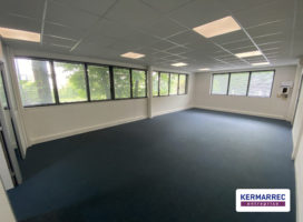 location Bureaux 131.00 m² Bruz 35