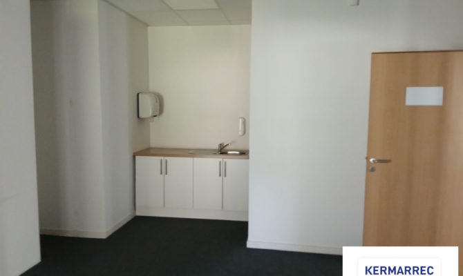 location Bureaux 218.71 m²