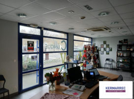 location Bureaux 150.00 m² Sautron 44