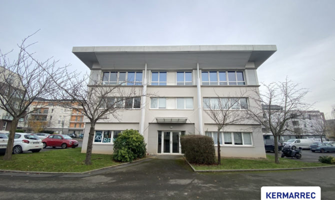 location Bureaux 90.00 m²