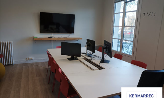 location Bureaux 128.00 m²