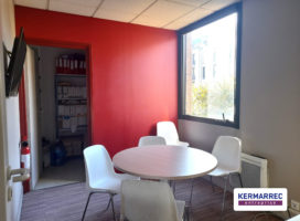 location Bureaux 151.00 m² Rennes 35