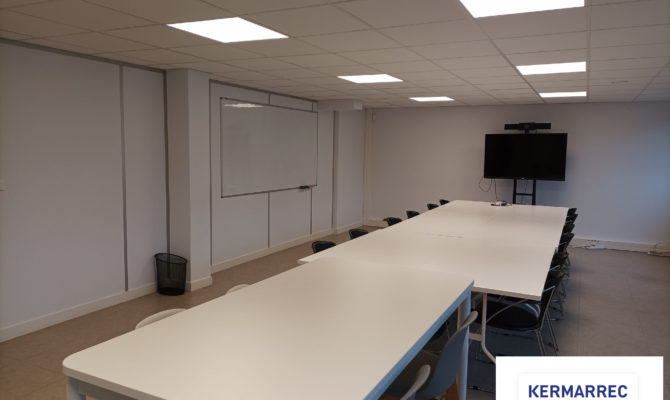 location Bureaux 168.00 m²