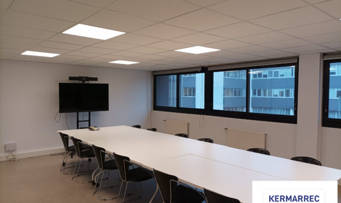 location Bureaux 168.00 m²