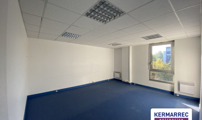 location Bureaux 168.00 m²