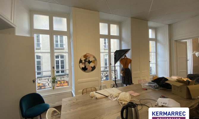 location Bureaux 125.00 m²