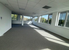 location Bureaux 104.00 m² Rennes 35