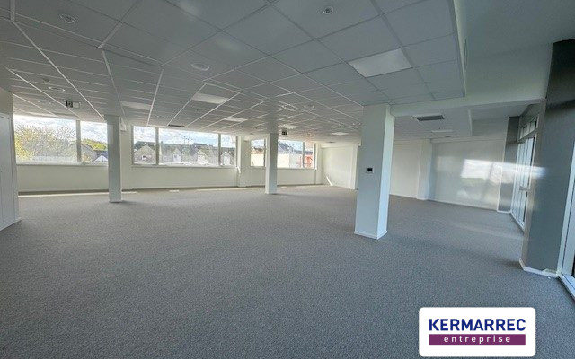 location Bureaux 233.00 m²