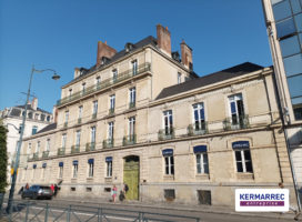 location Bureaux 222.00 m² Rennes 35