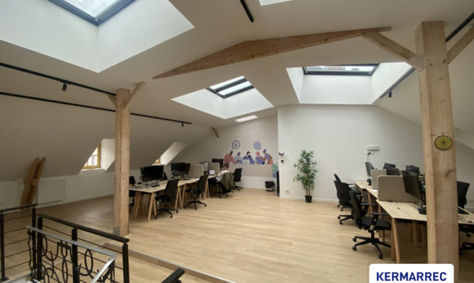 location Bureaux 380.00 m²