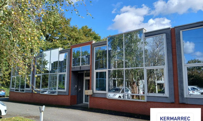 location Bureaux 690.00 m²