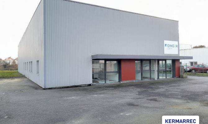 location Local d'activité 270.00 m²